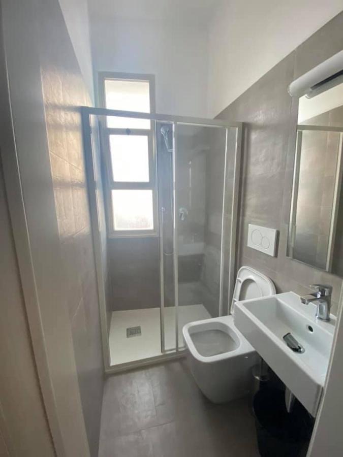 Single Room,1009735849:JPEG