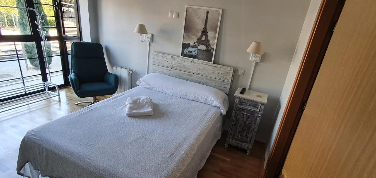Double Room Private Bathroom
