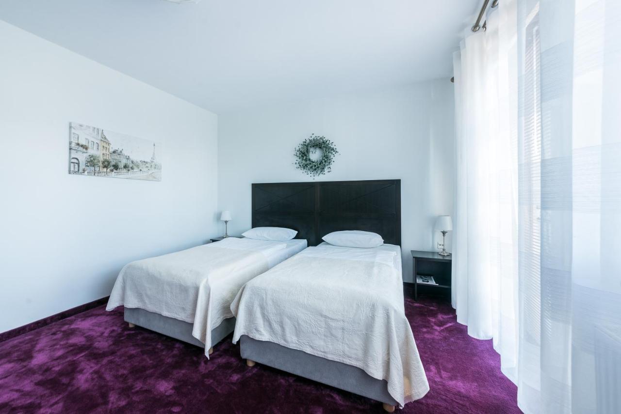 Quadruple Room,1018121764:JPEG
