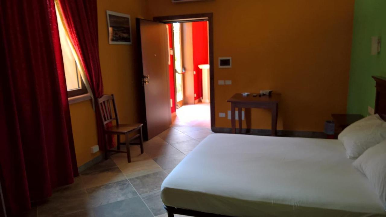 Double Room,1033327535:JPEG
