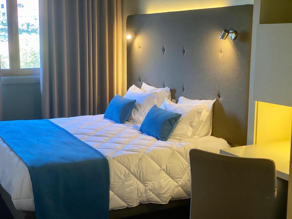Deluxe Tweepersoonskamer met 1 of 2 Bedden en Uitzicht op Zee