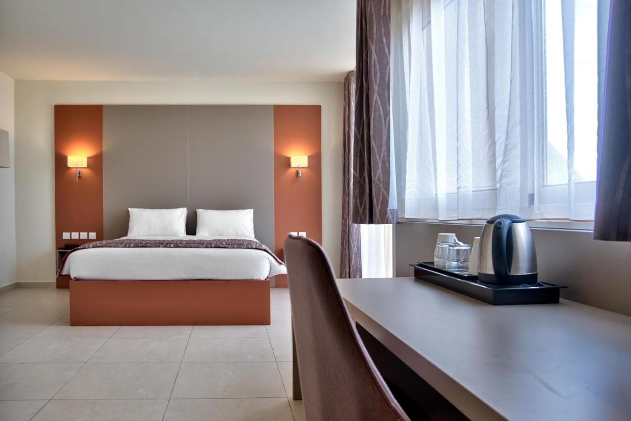 Deluxe Suite Sea View