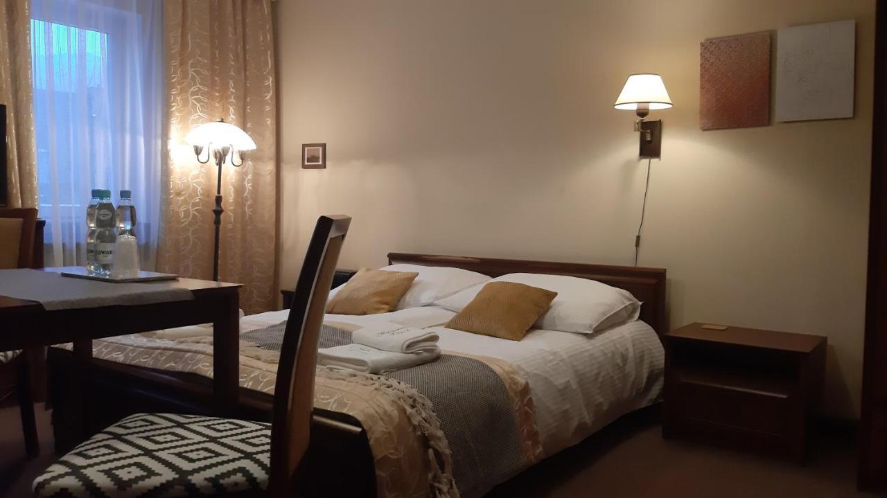 Deluxe Triple Room,1085096806:JPEG