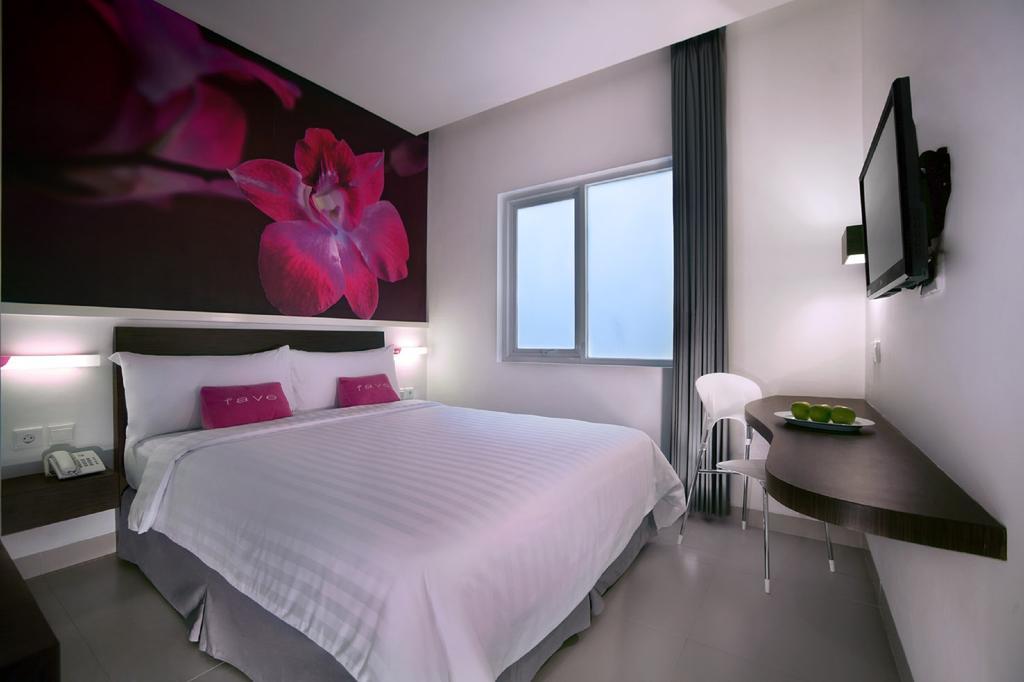 Standard Double or Twin Room,1212960775:JPEG