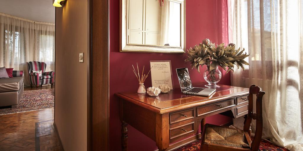 Suite,110536305:JPEG