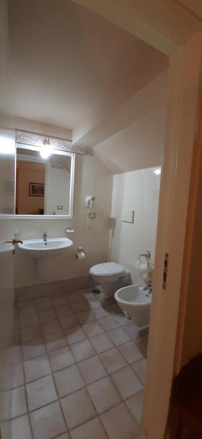 Economy Double Room,1658067381:JPEG