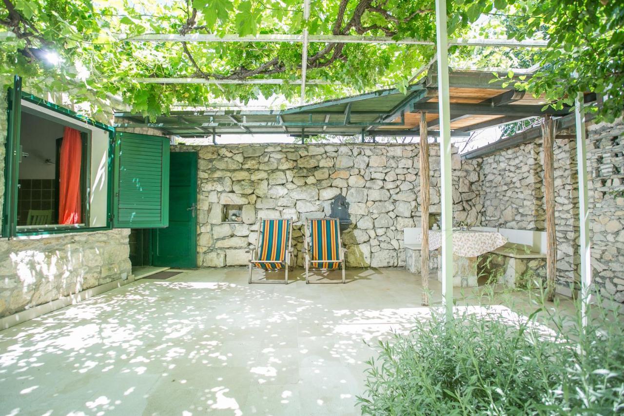 Apartamento de 1 Quarto com Terraço