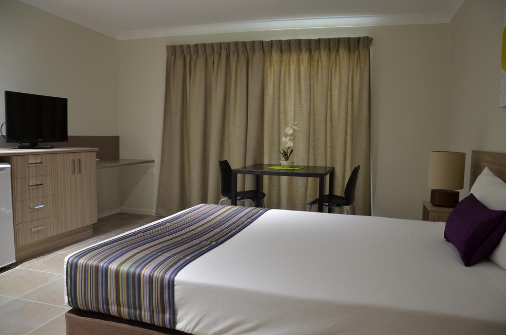Standard Queen Room - Disability Access