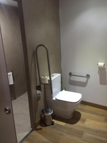 Quarto Duplo Superior com Duche