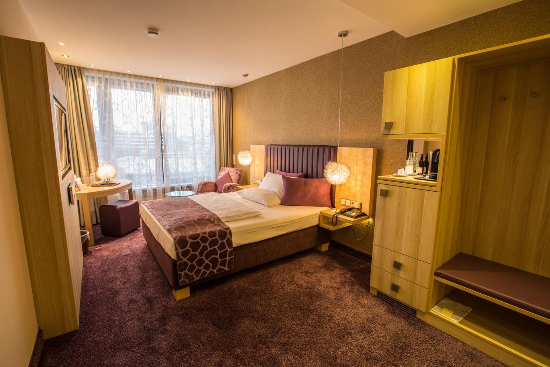 Penthouse Room