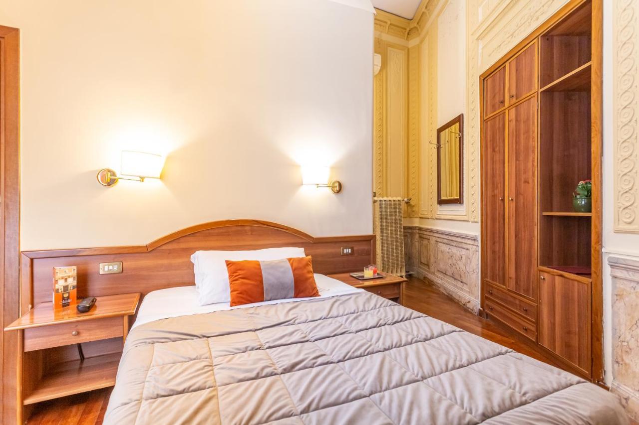 Habitación Doble Pequeña