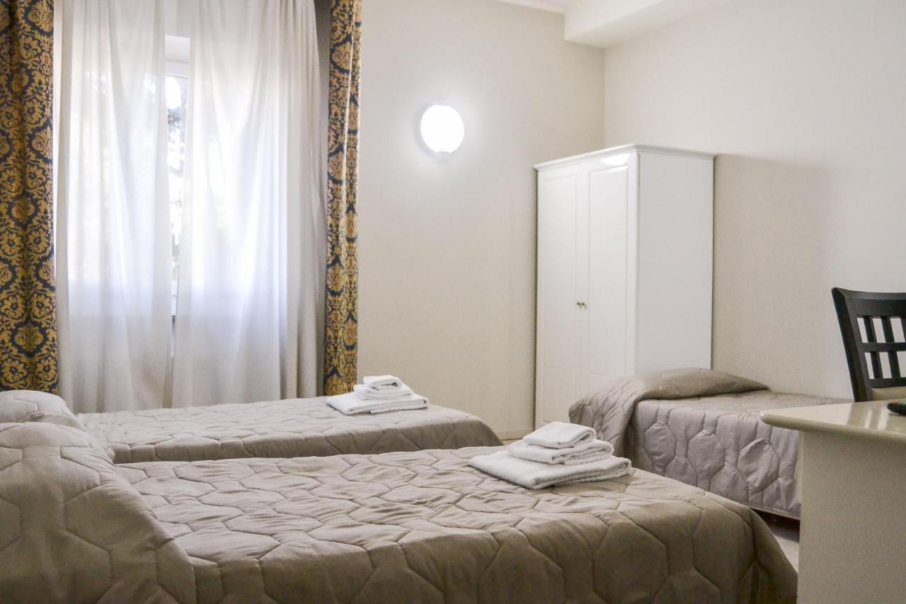 Twin Room,1196837314:JPEG