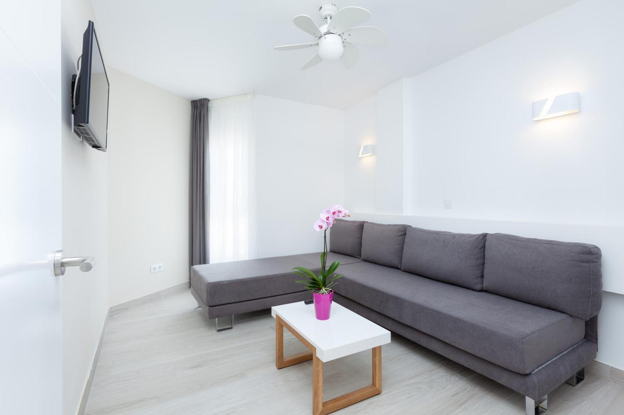 Suite met Uitzicht op het Zwembad
