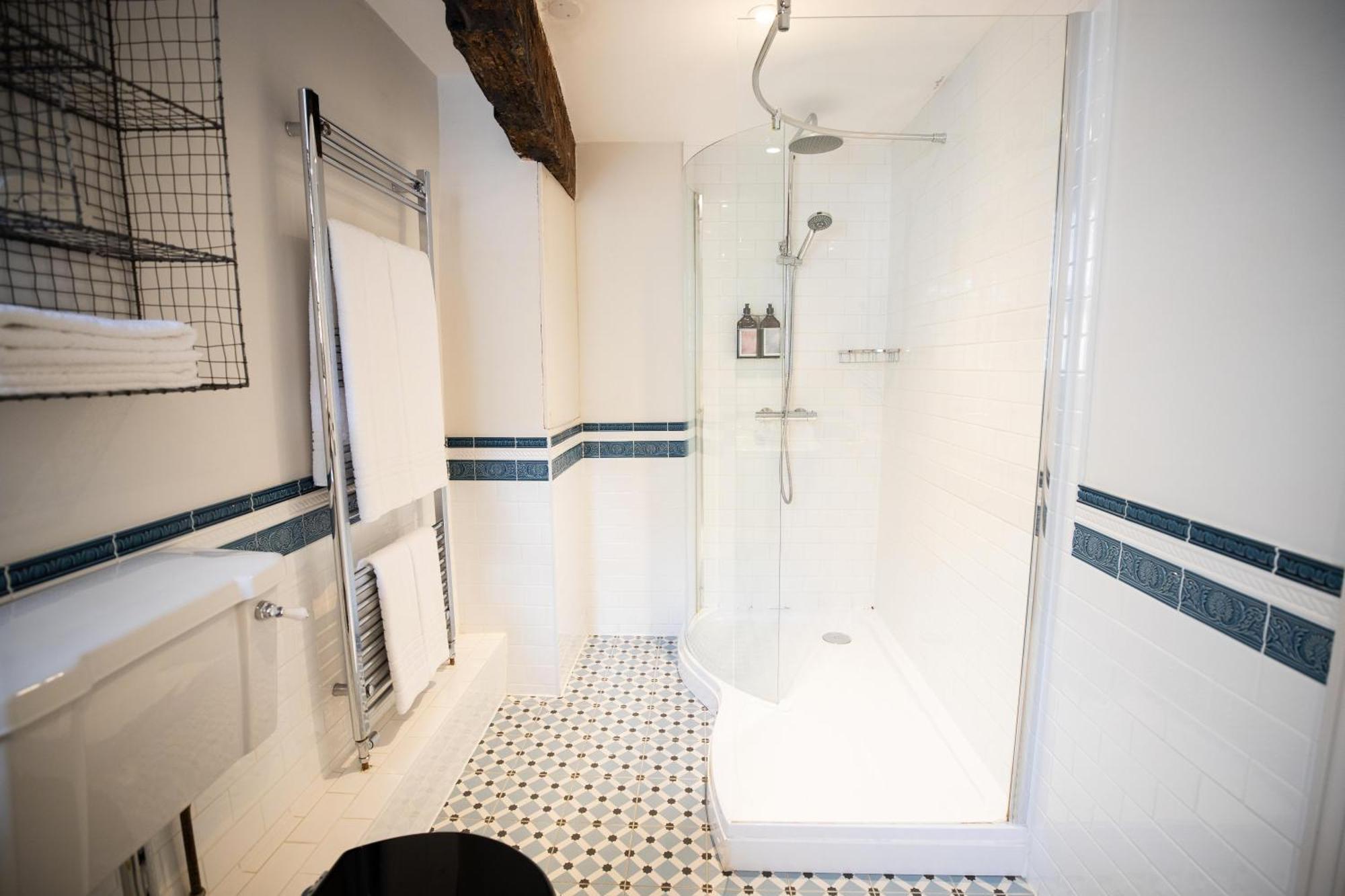 Deluxe Tweepersoonskamer met een Douche