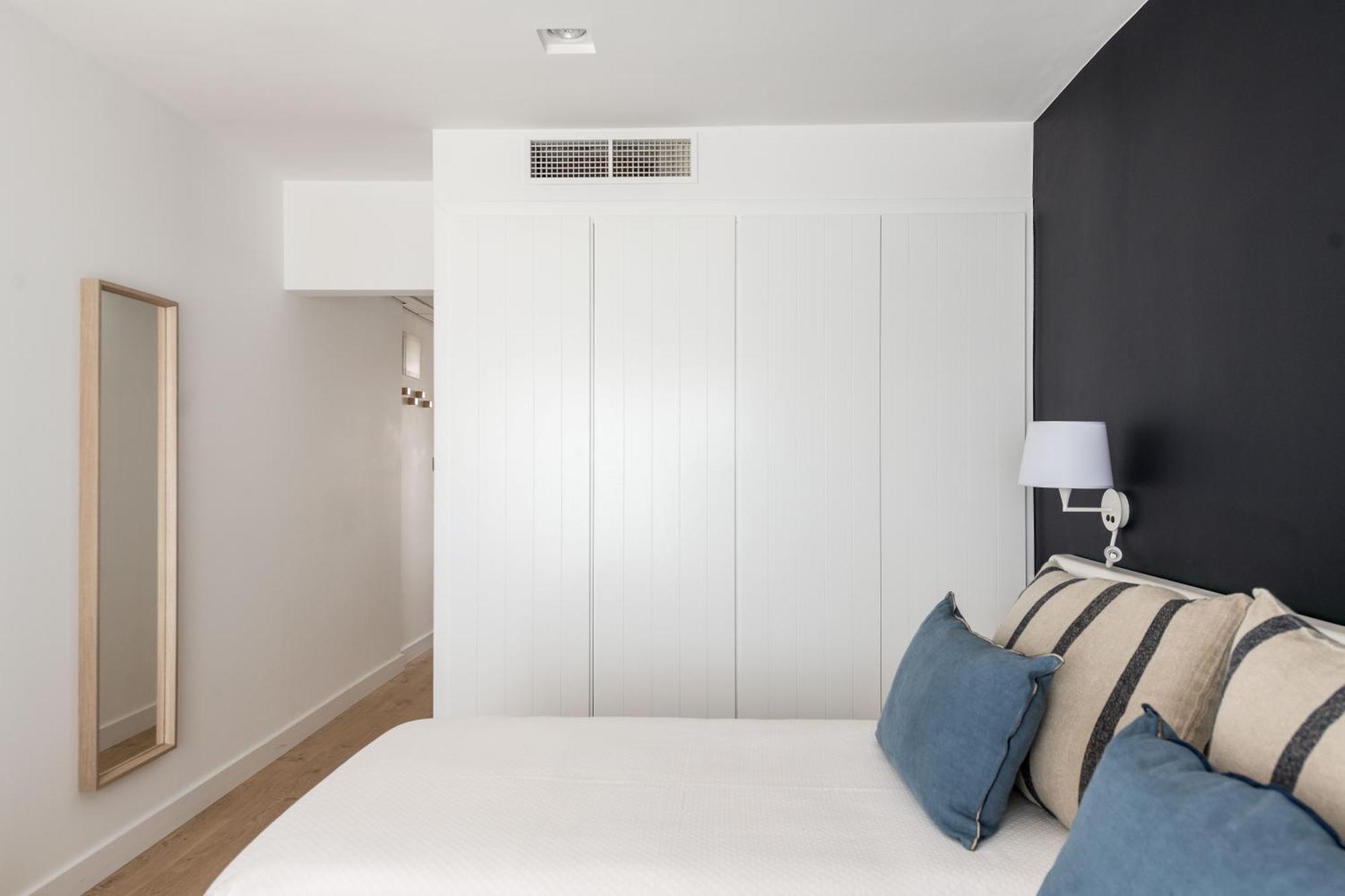 Family Room,1214660860:JPEG