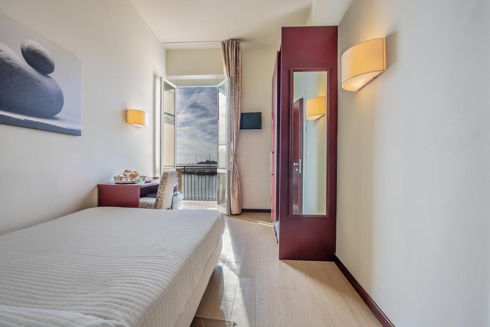 Single Room Sea View
