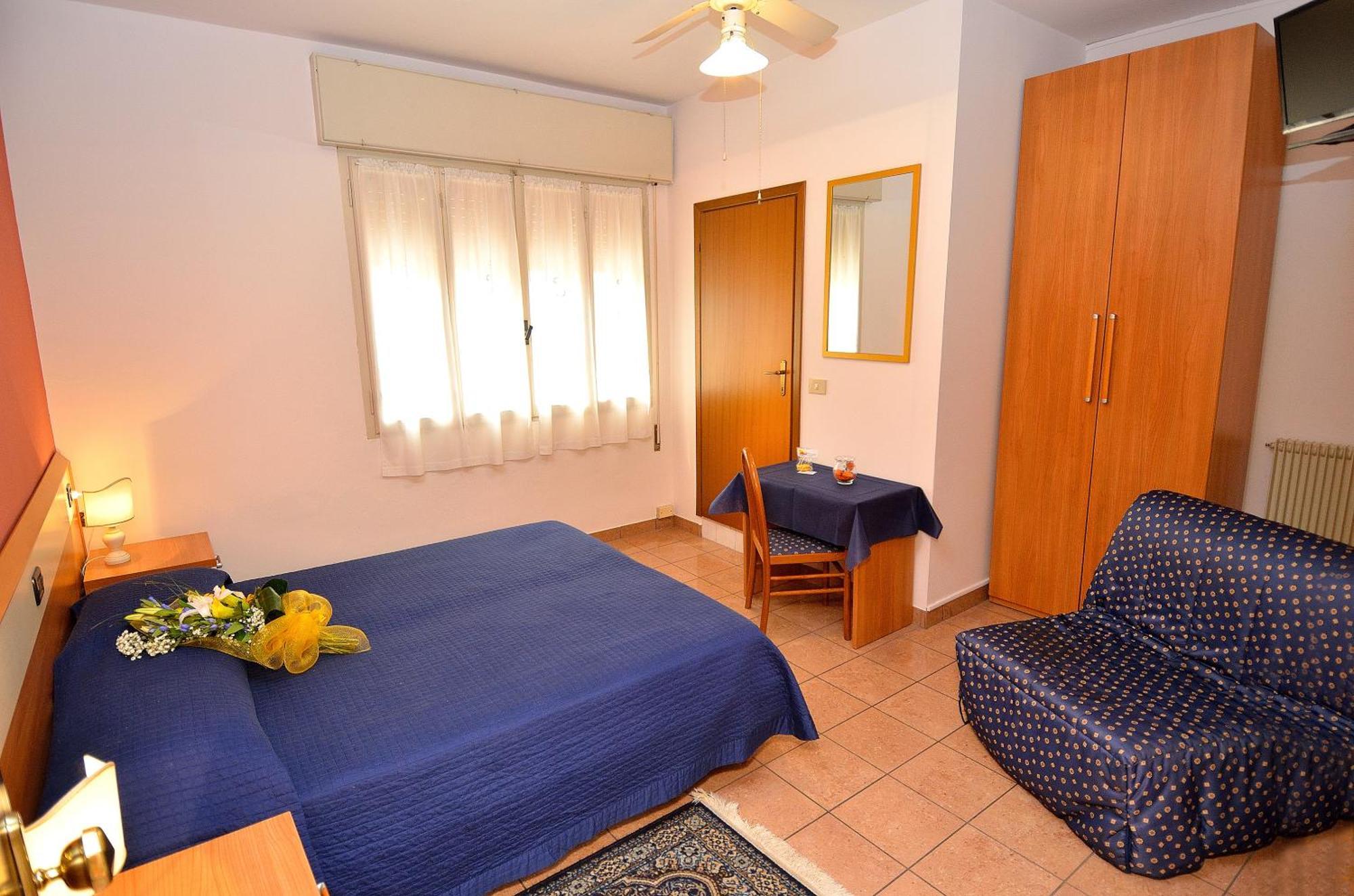 Double or Twin Room,1216264495:JPEG