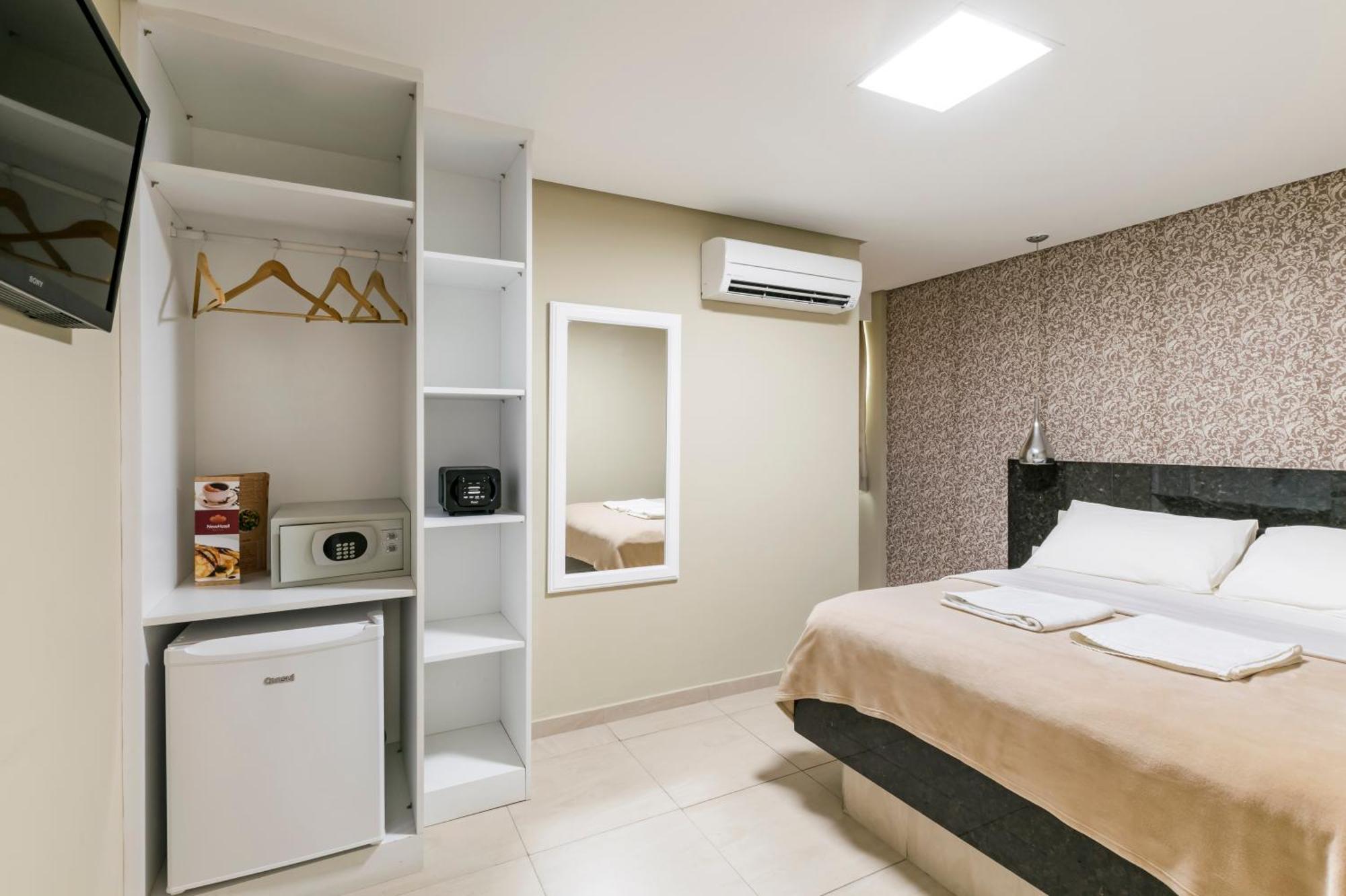 Deluxe Room,1220423449:JPEG