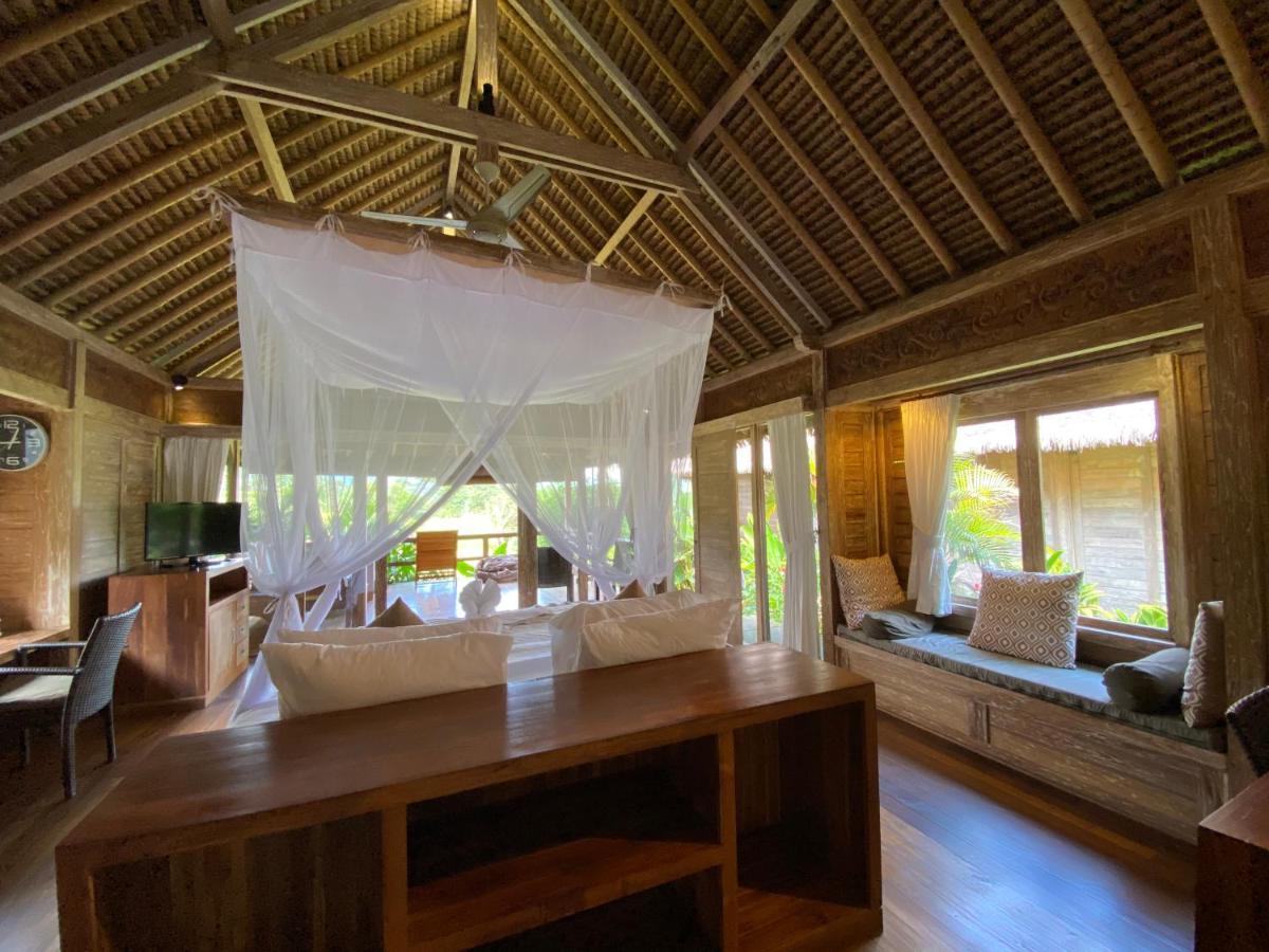 One-Bedroom Bungalow