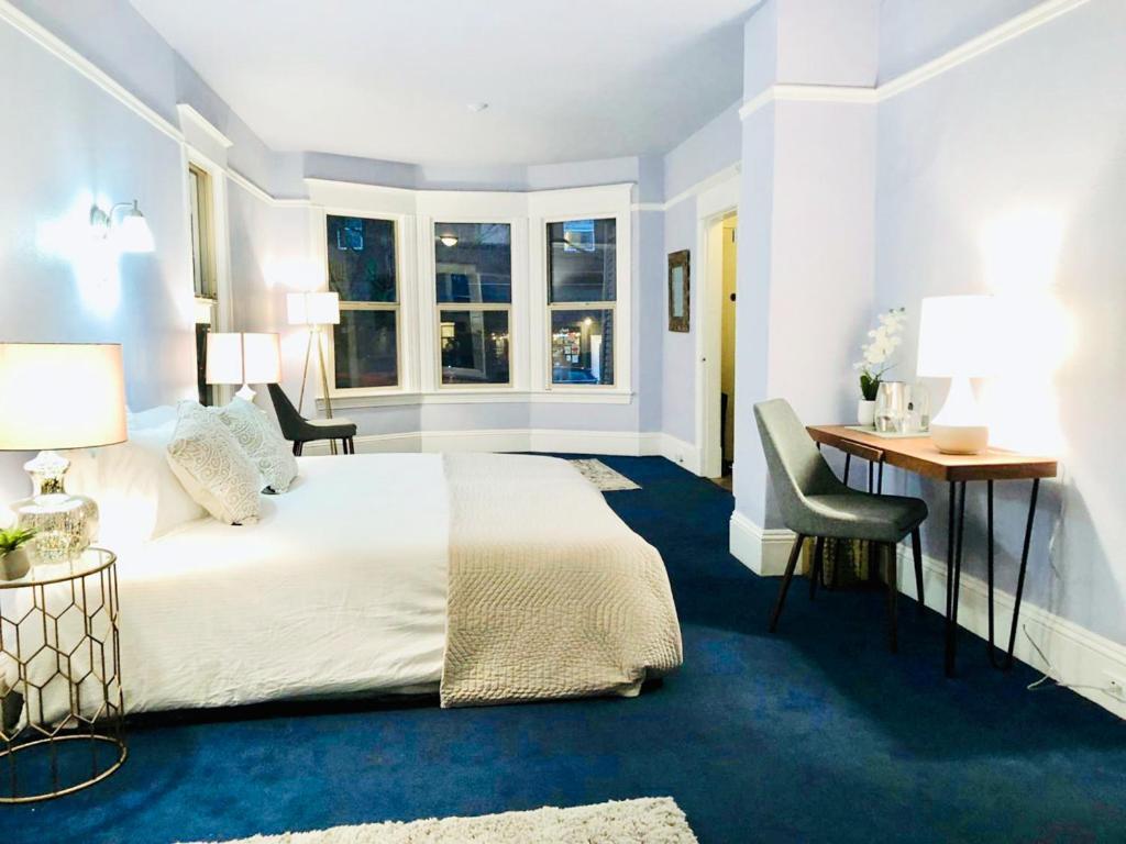 Suite Room 1 Space