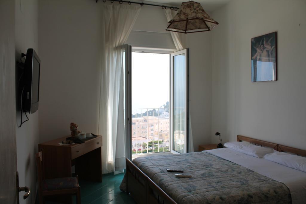Classic Double Room with Sea View,123150883:JPEG