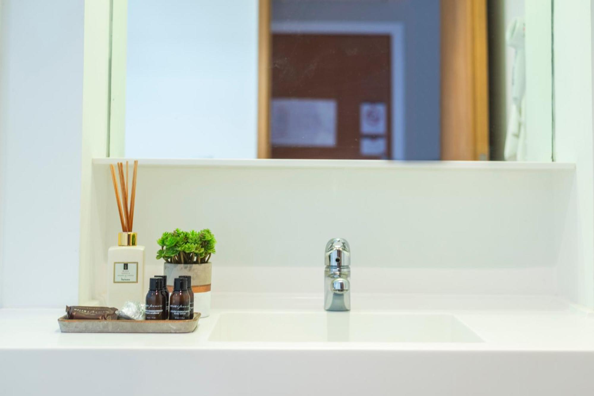 King Suite Spa Bath