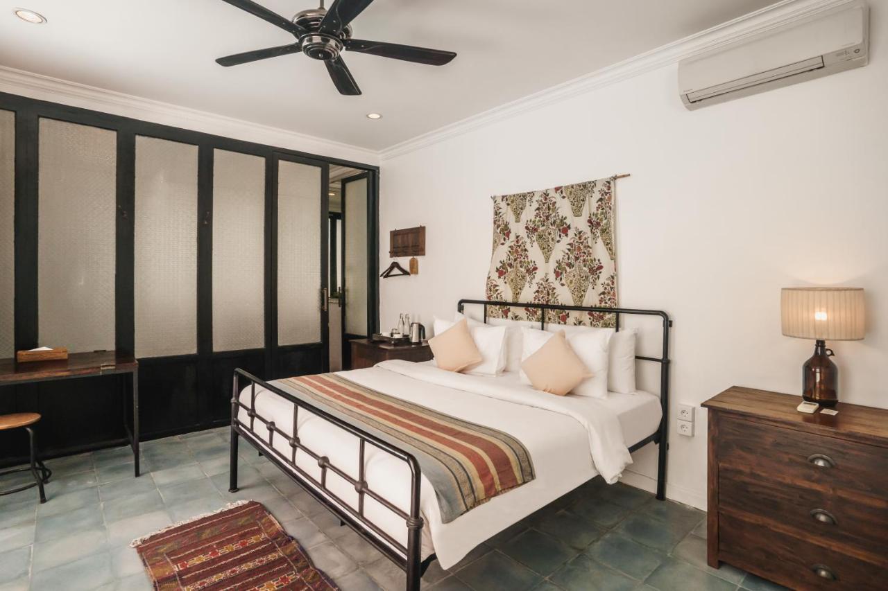 Halona Deluxe Double Room