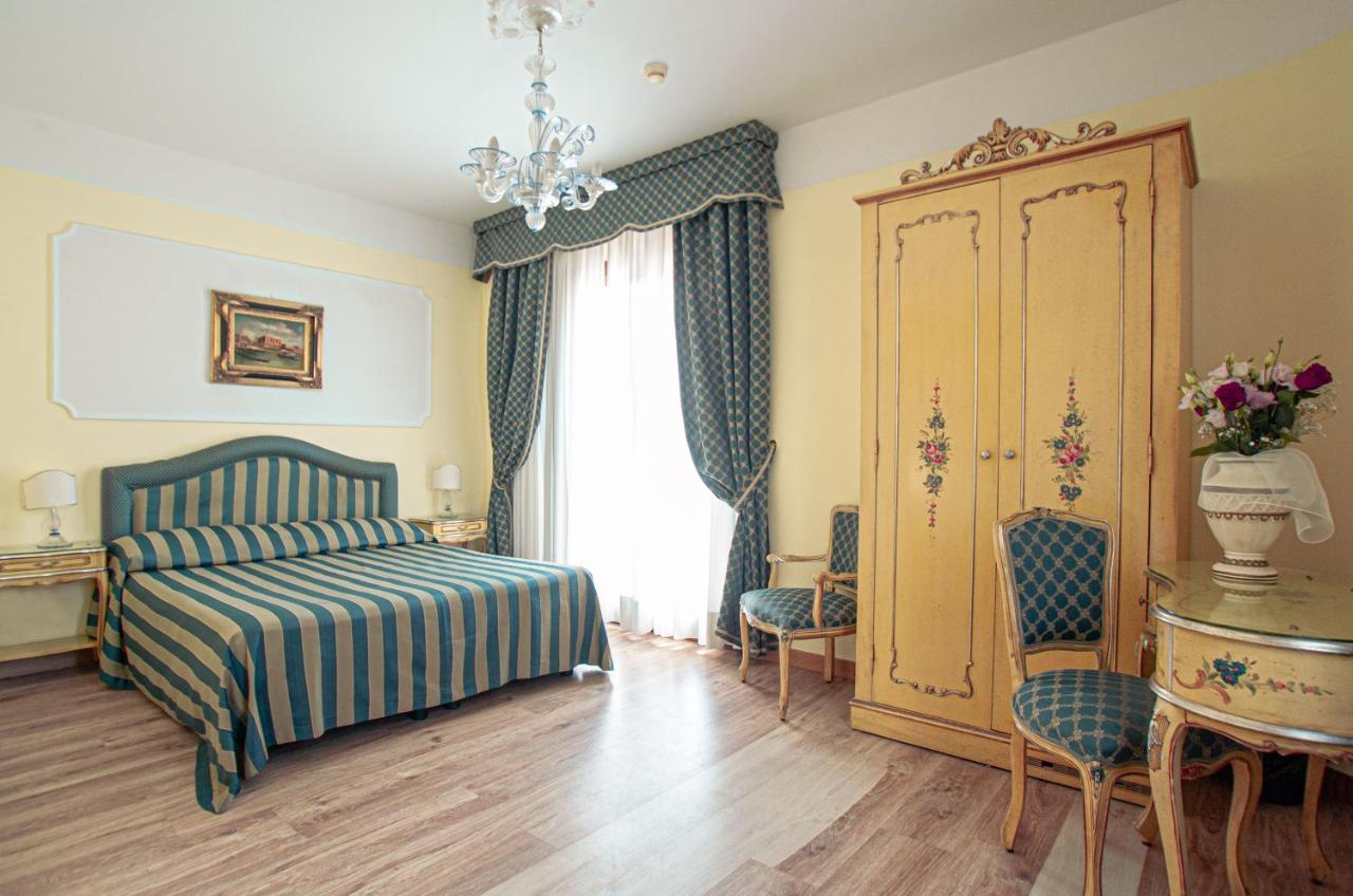 Double Room with Terrace,1270830241:JPEG