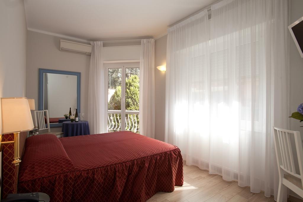 Triple Room,14035472:JPEG
