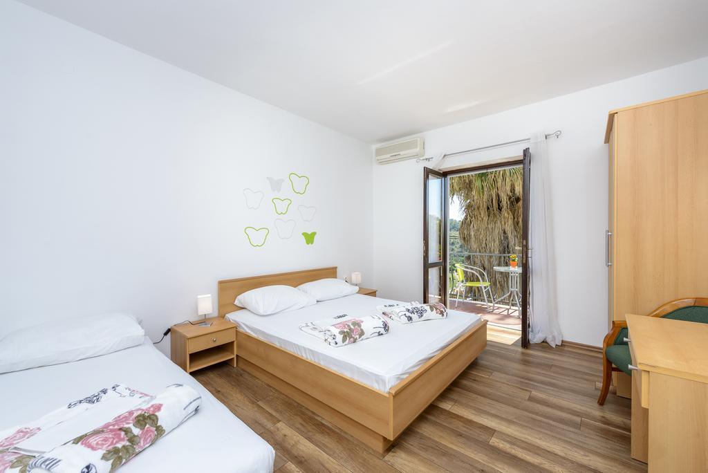 Triple Room with Balcony
