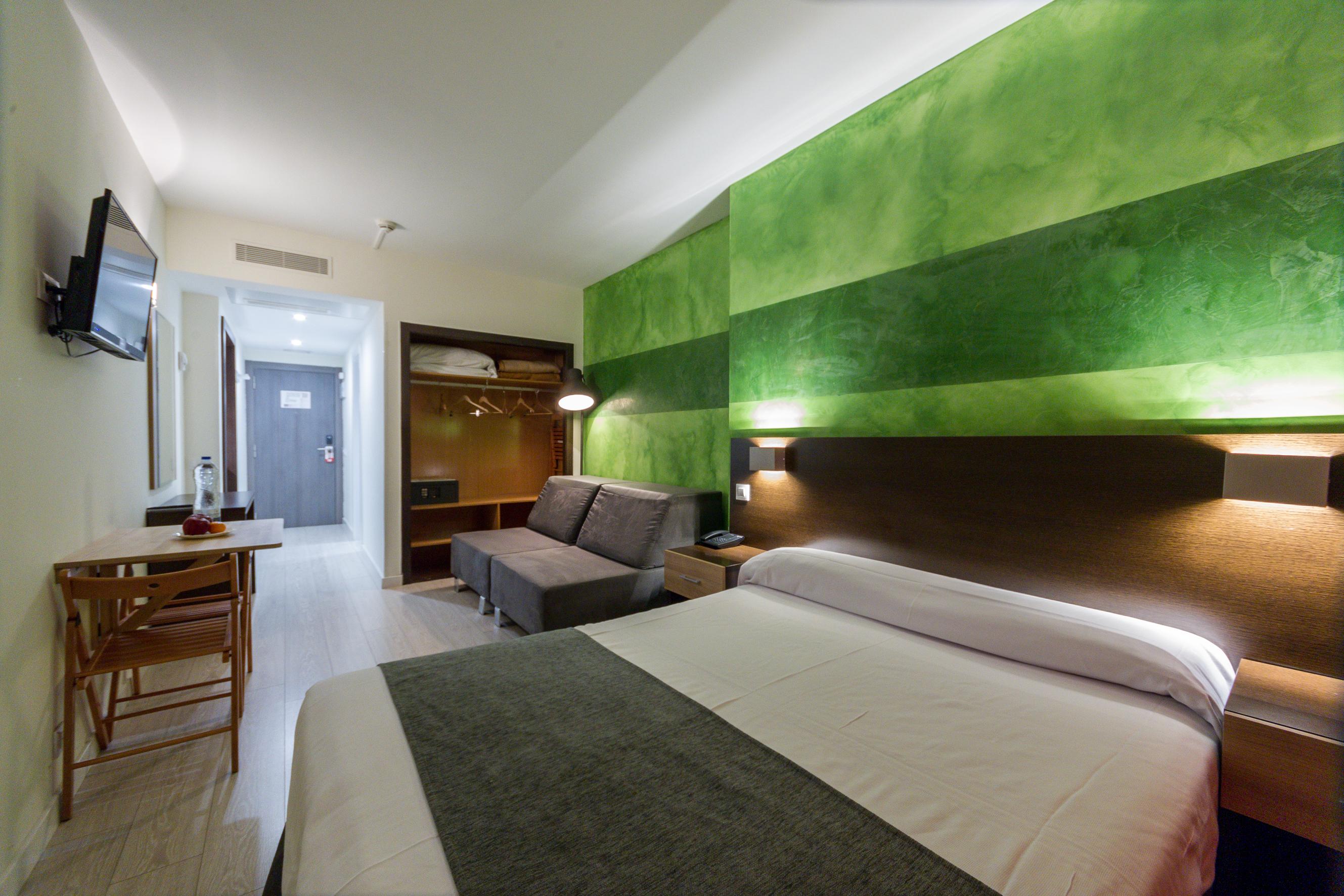 Double or Twin Room,1272643087:JPEG