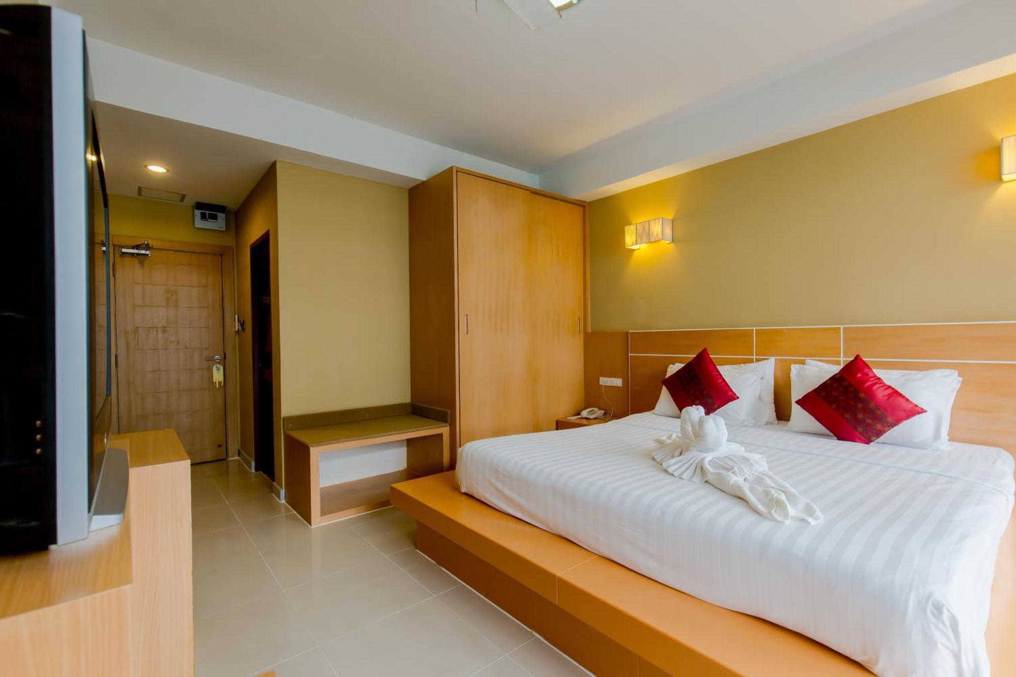 Standard Double Room,1274164717:JPEG