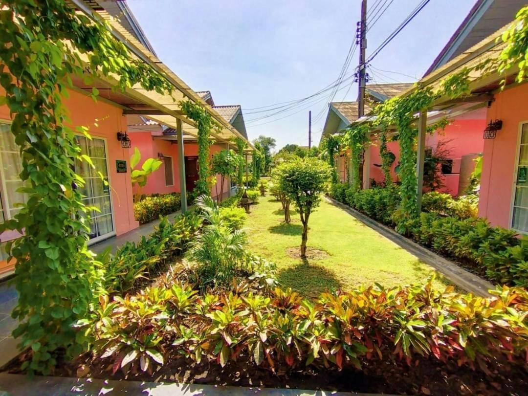 Bangalô com Vista para o Jardim