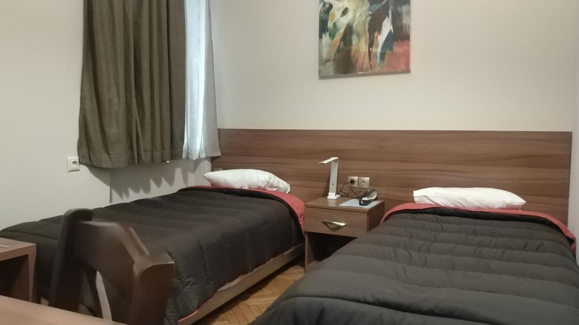 Economy Double or Twin Room,1278955210:JPEG