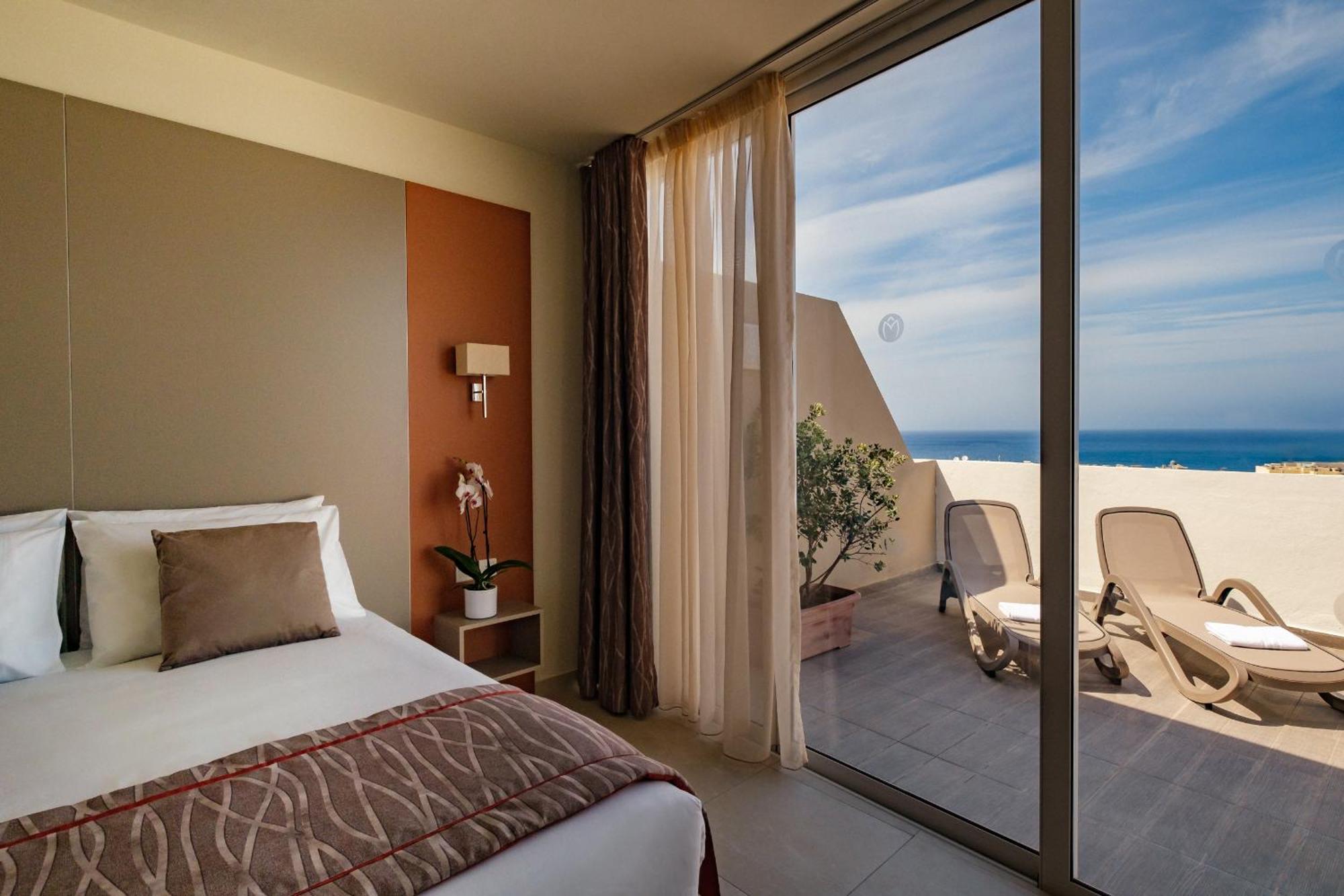 Deluxe Suite Sea View