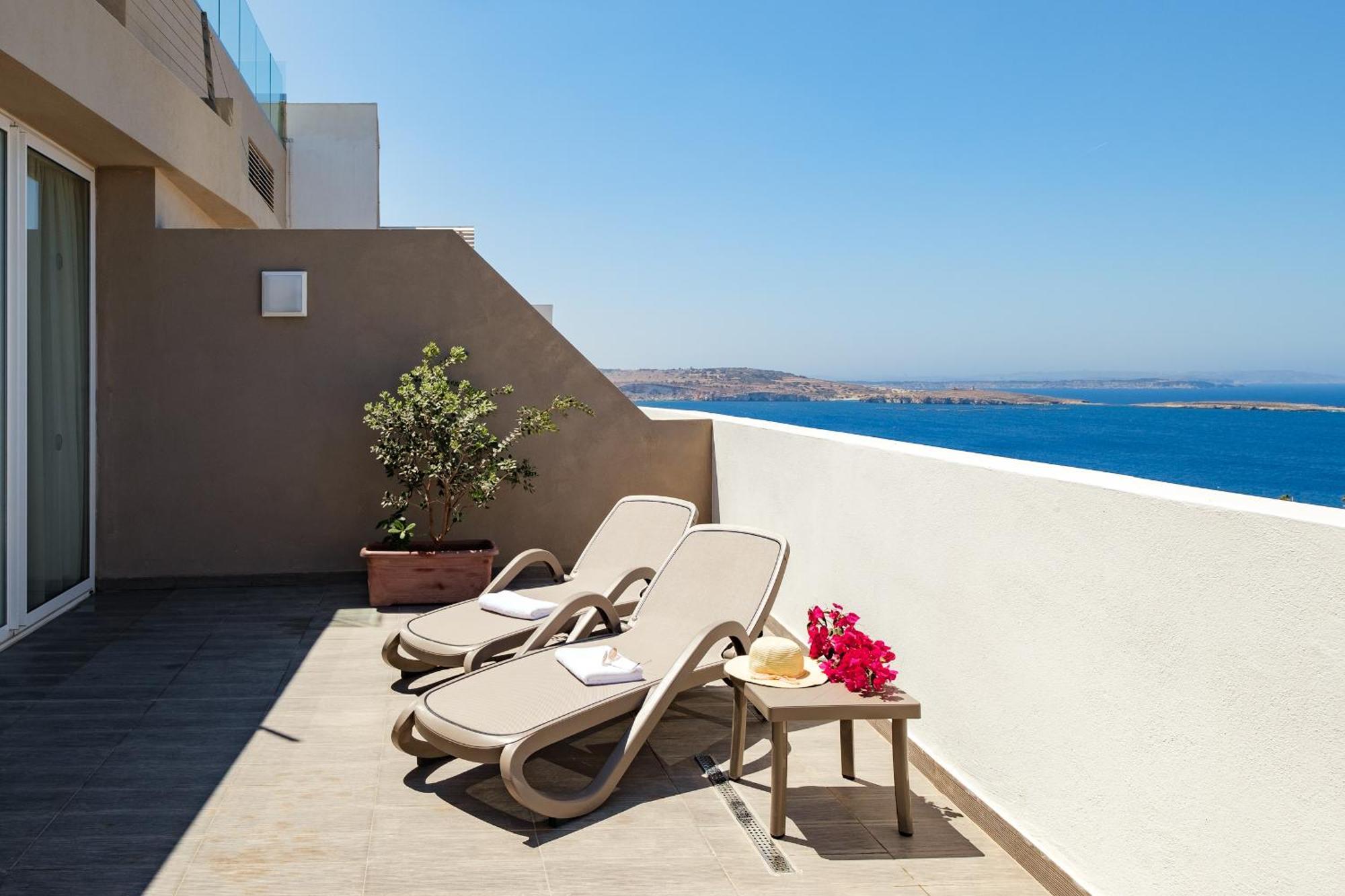 Deluxe Suite Sea View