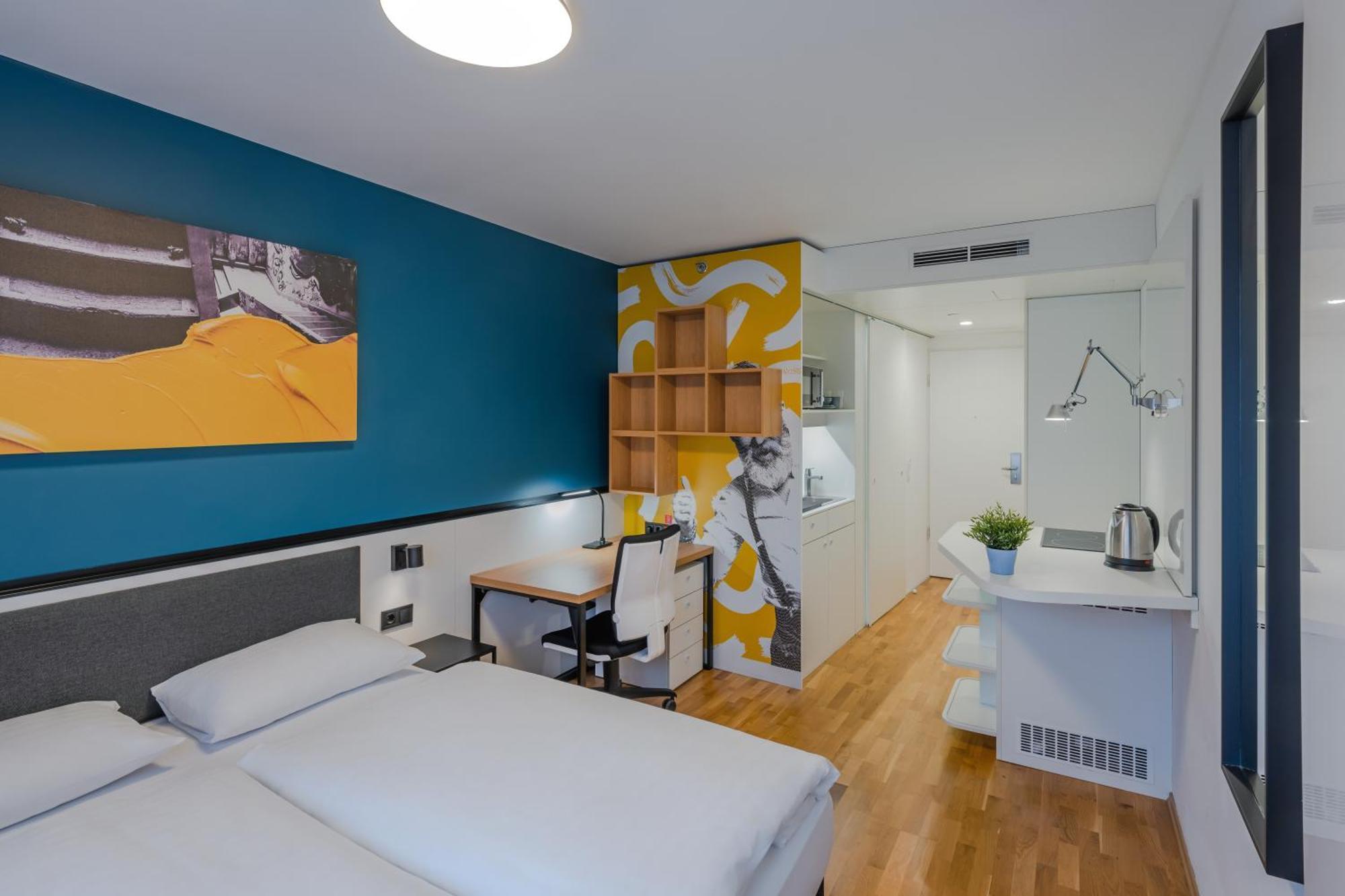 Superior Queen Room