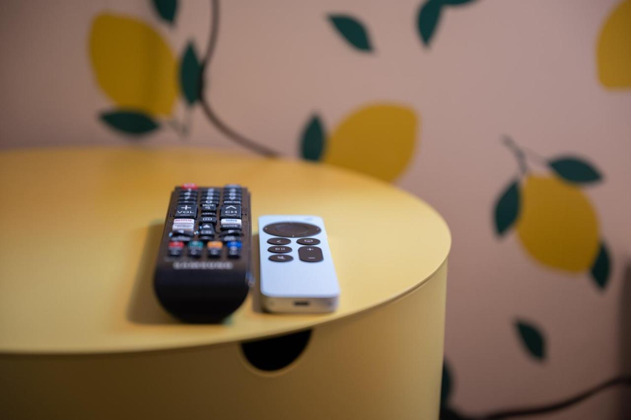 Single Room with Shared Bathroom,1292432902:JPEG