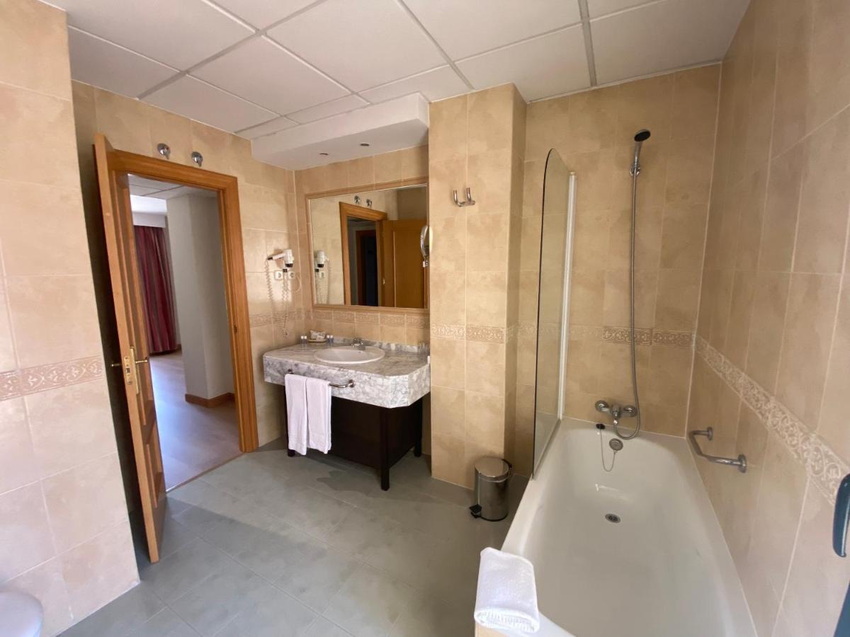 Small Single Room,1739719377:JPEG