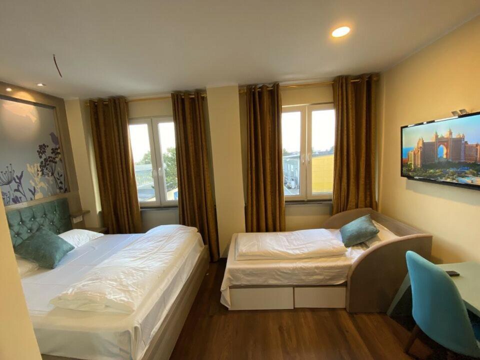 Chambre Familiale avec Salle de Bains