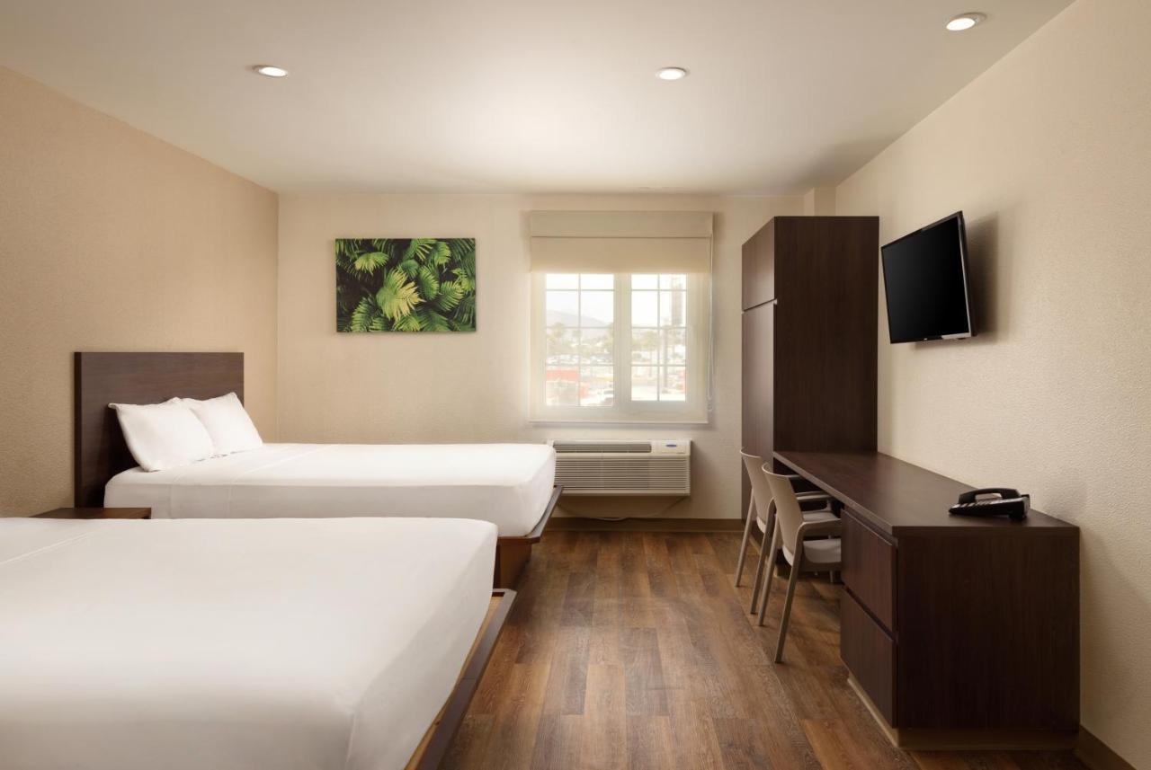Standard Double Suite