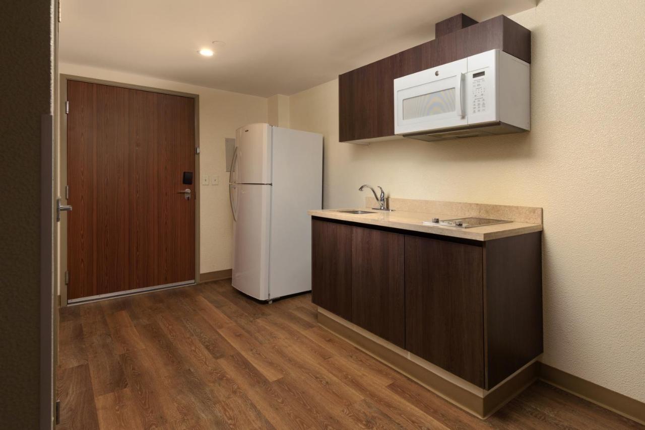Standard Double Suite