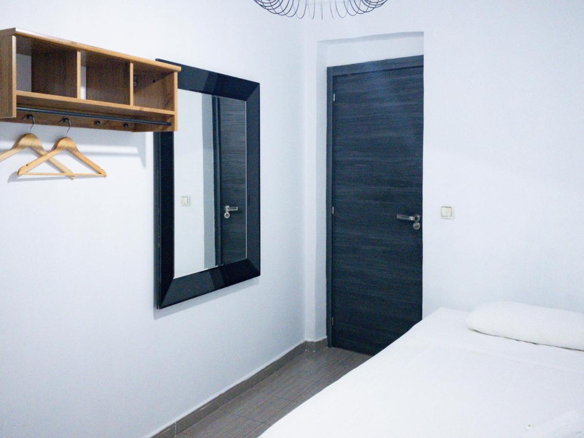 Budget Single Room