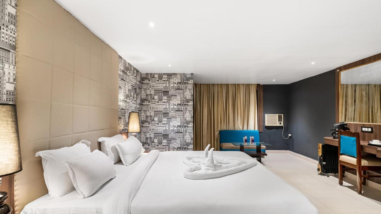 Classic Room with City View