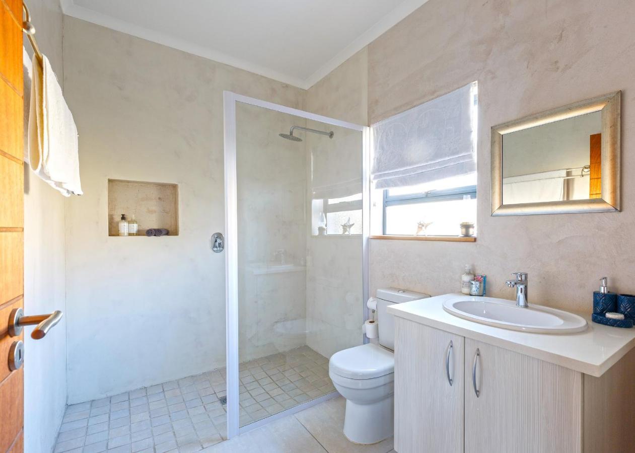 Standard Double Room,1698901831:JPEG