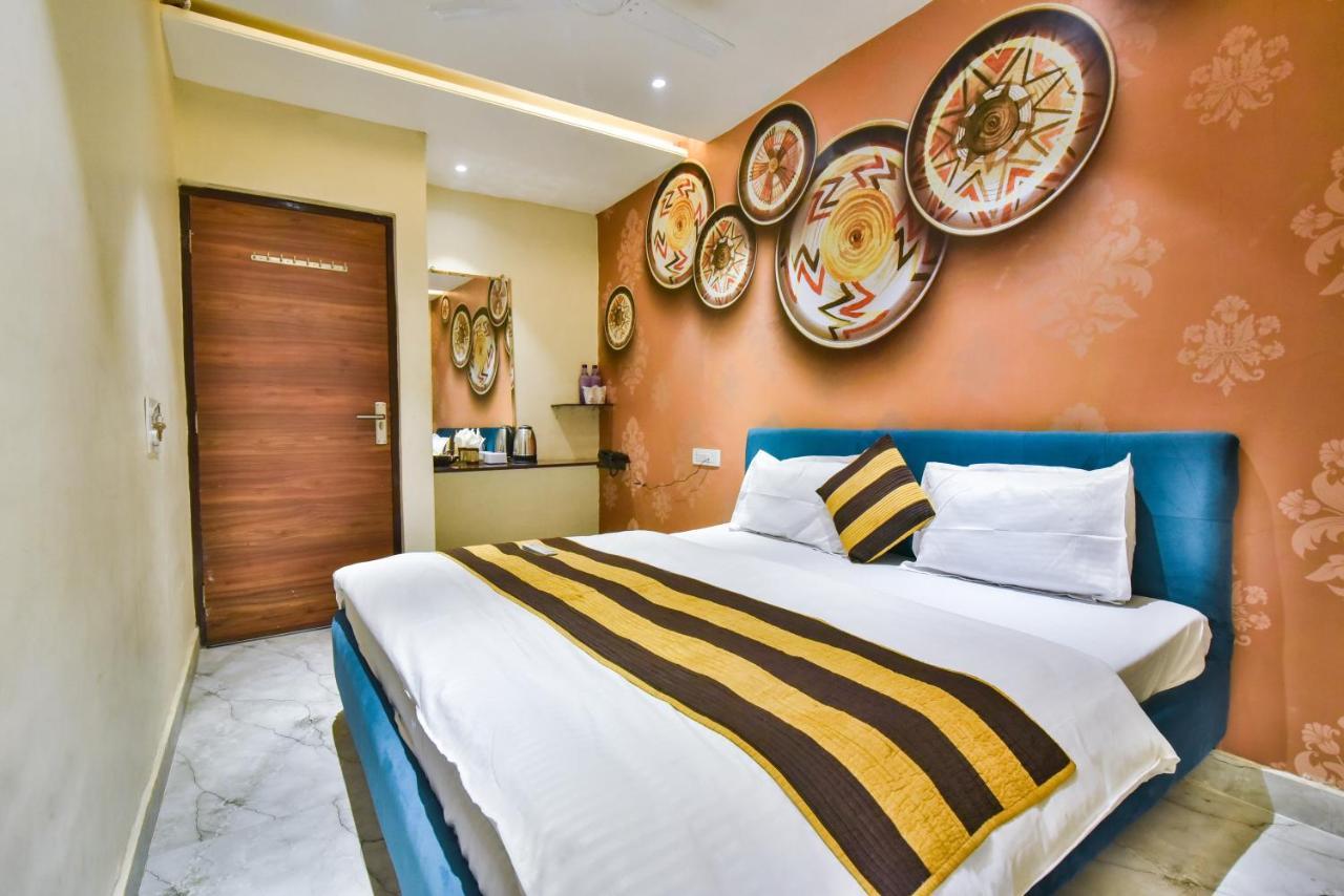 Deluxe Room,1340487305:JPEG