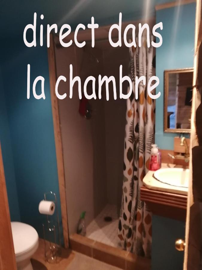 Queen Room Bathroom