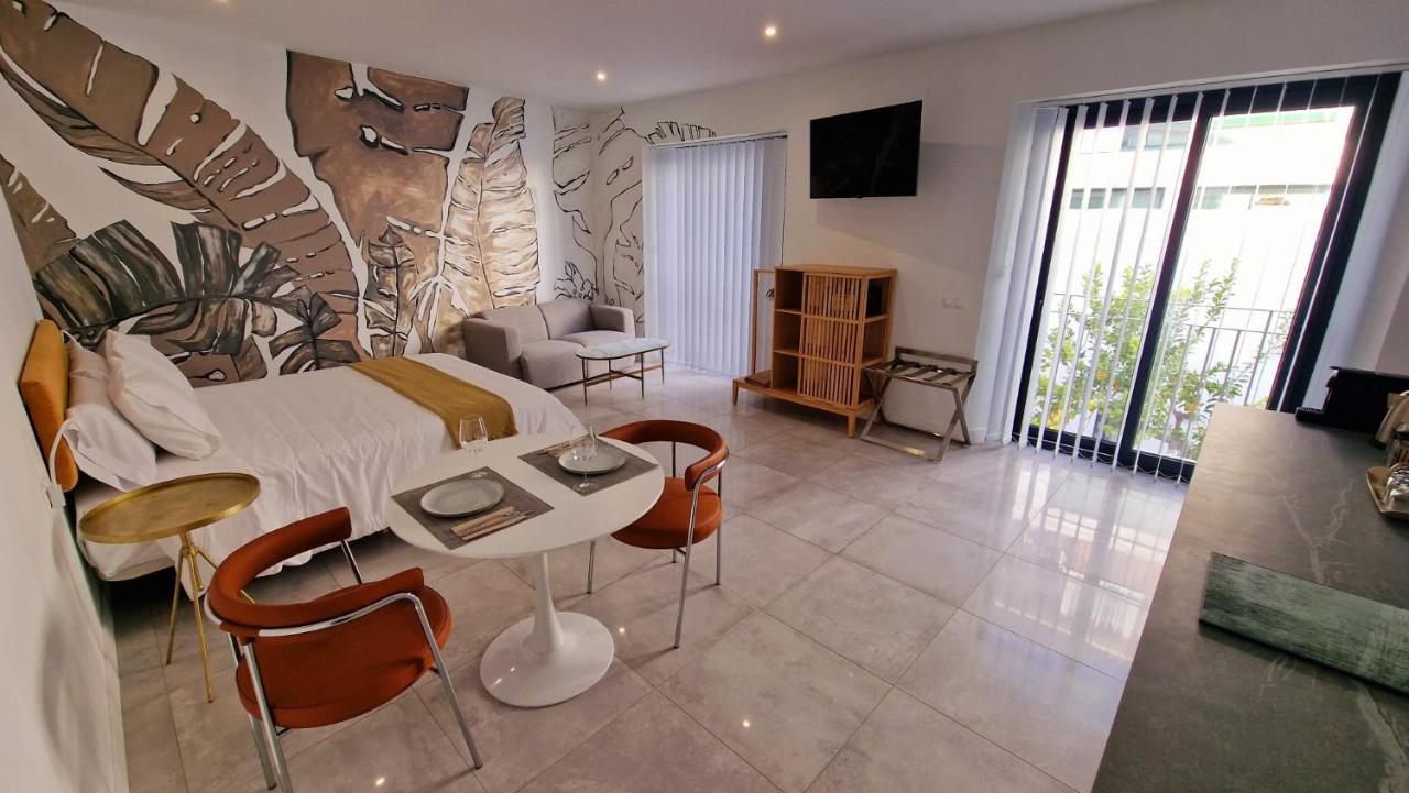 Junior Suite with Balcony,1593929407:JPEG