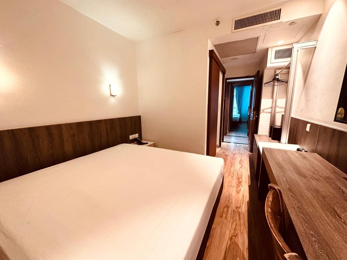 Standaard Tweepersoonskamer met 1 Tweepersoonsbed of 2 Aparte Bedden - Zonder Raam