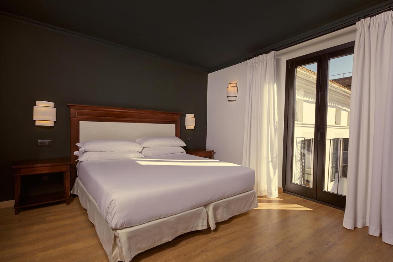 Standard Double or Twin Room,1396629035:JPEG